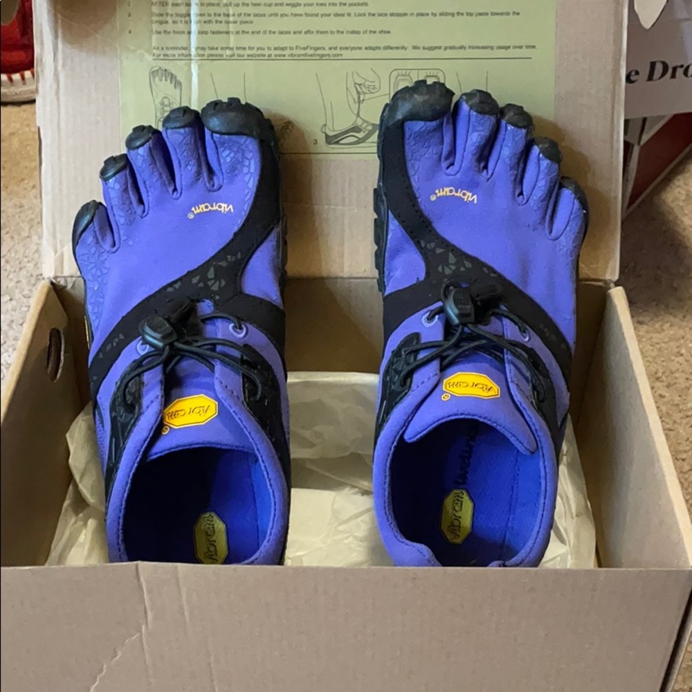 Vibram five fingers “toe shoes”